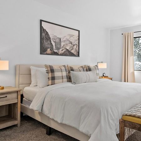 Cozy Top Floor Condo With Mountain Views Парк Сити Екстериор снимка