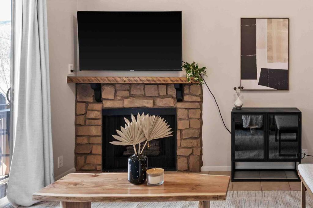 Cozy Top Floor Condo With Mountain Views Парк Сити Екстериор снимка